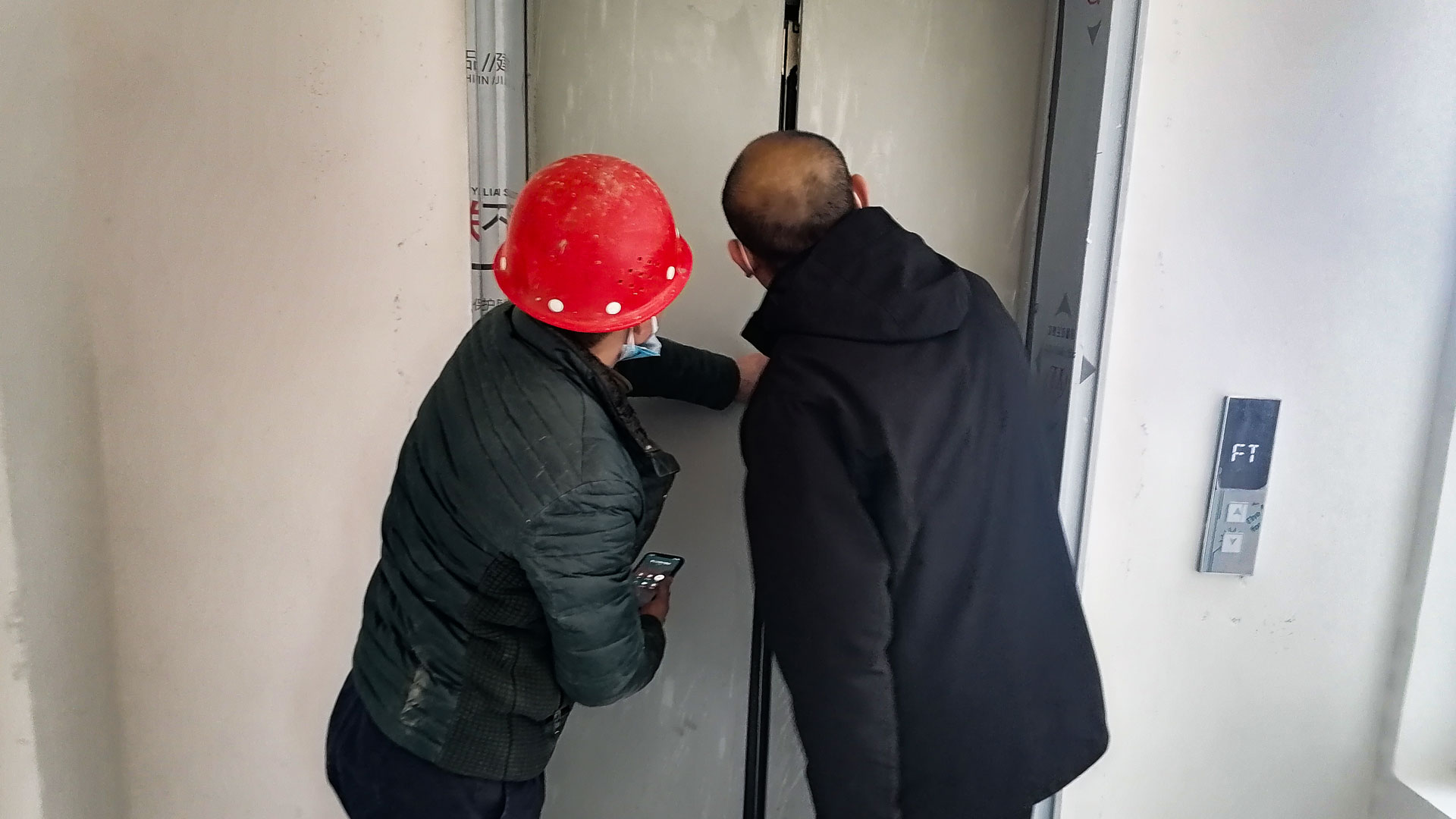 1641277944443156.jpg 水木清華三期新安裝電梯-(2).jpg